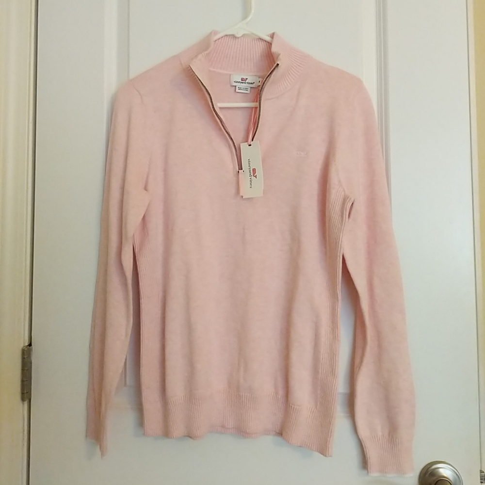 Vineyaed vines pullover sweater